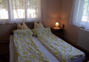 Holiday home with Wi-Fi and air conditioning