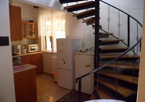 Holiday home with Wi-Fi and air conditioning