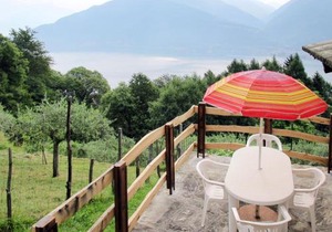 Holiday homes in Belmonte, Italy