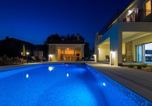 Holiday house Dobrinj for 1 - 8 persons with 3 bedrooms - Holiday home