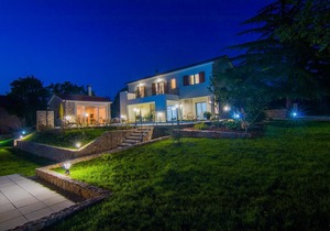 Holiday house Dobrinj for 1 - 8 persons with 3 bedrooms - Holiday home