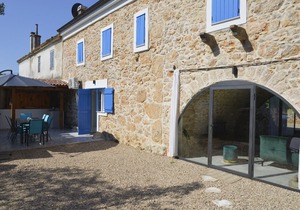Holiday house Dobrinj for 1 - 8 persons with 3 bedrooms - Holiday home