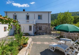 Holiday house Drivenik for 2 - 6 persons with 3 bedrooms - Holiday home