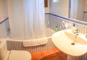 Holiday house Peñaflor for 1 - 5 persons with 3 bedrooms - Holiday house