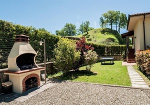 Holiday house Pratovecchio for 1 - 6 persons with 3 bedrooms - Twin house