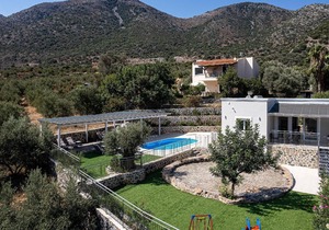 Holiday house Roumeli for 1 - 7 persons with 3 bedrooms - Holiday house