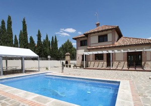 Holiday house Seseña Nuevo for 1 - 14 persons with 5 bedrooms - Holiday home