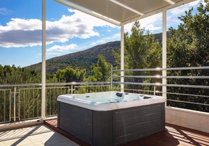 Holiday house Tugare for 1 - 8 persons with 4 bedrooms - Holiday home