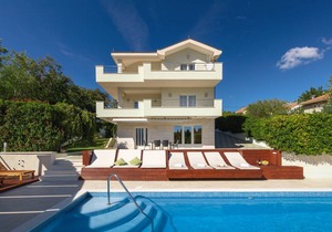 Holiday house Tugare for 1 - 8 persons with 4 bedrooms - Holiday home