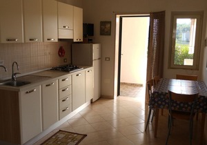Holiday in Villino n ° 9 Giovanna DISANTI, immersed in the green of the Villa in GARGANO