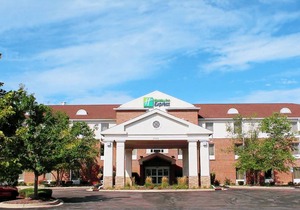 Holiday Inn Express Hotel & Suites Chicago-Algonquin, an IHG Hotel
