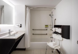 Holiday Inn Express - Coventry S - West Warwick Area