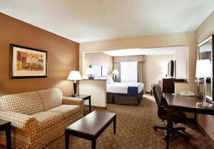 Holiday Inn Express Tuscola