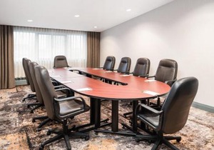 Holiday Inn Toronto Airport East by IHG