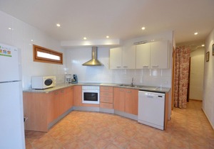 Holiday rental apartment with swimming pool in Begur, Sa Tuna