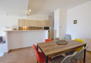 Holiday rental apartment with swimming pool in Begur, Sa Tuna