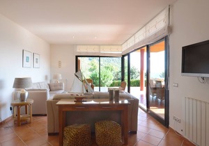 Holiday rental villa with swimming pool in Begur, Aiguablava