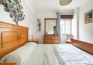 Holidays apartment (2nd Floor) in Rio de Mouro,6 Km from Sintra