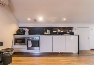 Home Out Loft B - Loft at City Center