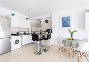 Home2Book Stunning Apartment Bajamar