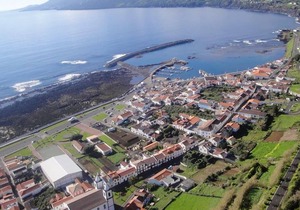 Homerez - Appartement for 2 ppl. with sea view and terrace at Lajes Do Pico