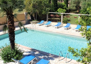 Homerez - Beautiful studio 4 km away from the beach for 2 ppl. with shared pool