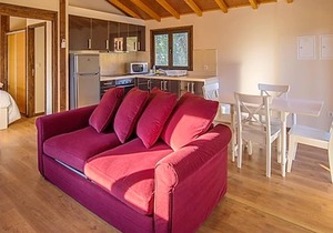 Homerez - Chalet for 2 ppl. with shared pool at Branca, Albergaria-a-Velha