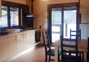 Homerez - Chalet for 4 ppl. with shared pool and balcony at Albergaria-a-Velha