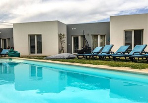 Homerez - House 3 km away from the beach for 14 ppl. with shared pool at Atalaia