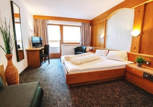 Hotel ∙ 3 guests