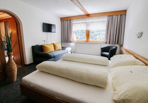 Hotel ∙ 3 guests