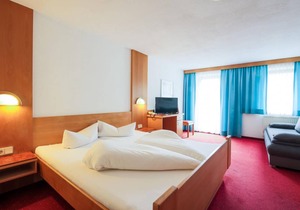 Hotel ∙ 3 guests