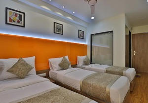 Hotel Ambience Inn