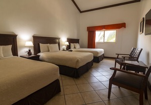 Hotel Cayman Suites