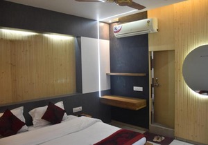 Hotel Jay
