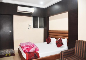 Hotel Jay