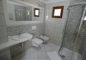 Hotel Kalemi 2