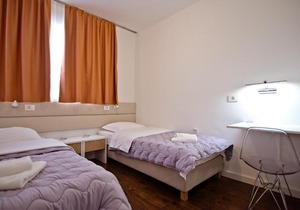 Hotel No-1