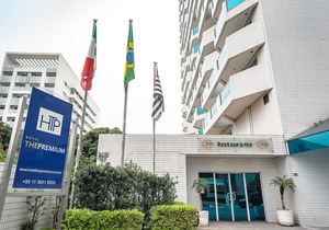 Hotel the Premium