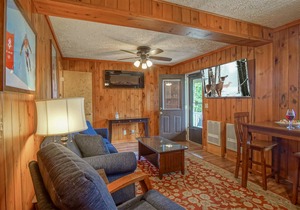 House ∙ 1 bedroom ∙ 4 guests