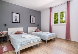 House ∙ 3 bedrooms ∙ 6 guests