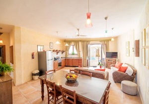 House ∙ 3 bedrooms ∙ 7 guests