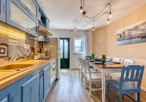 House ∙ 4 bedrooms ∙ 9 guests