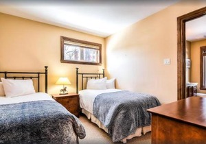 House On The Golf La Bte -10min To Tremblant 150