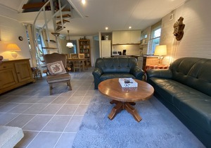 House with 1100 sqm omschlossen plot