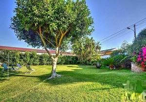 House with garden near the sea