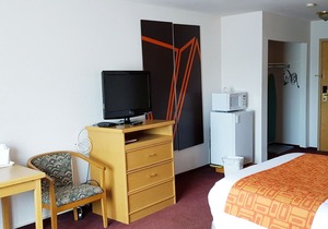 Howard Johnson by Wyndham Fort St. John