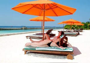Hulhule Island Hotel