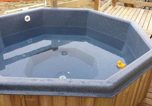 Hvammur 3 Hrakhólar with private hot tub
