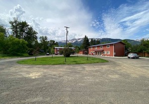 Ice Lake 2nd floor 2 bdrm condo